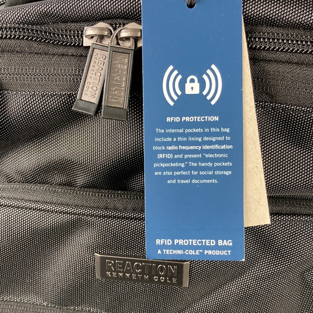 NEW Kenneth Cole RFID Business Travel Commuter Backpack